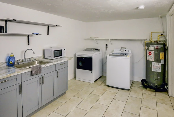 Coliving in Kenwood - Clearwater-St. Petersburg, Tampa