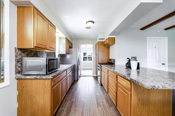 Coliving in Greater Hobby Area - Se Houston, Houston