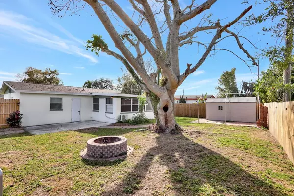 Coliving in Holden Heights - Central Orlando, Orlando