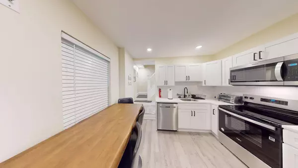 Coliving in Fells Point - Baltimore Metro Area, Washington DC