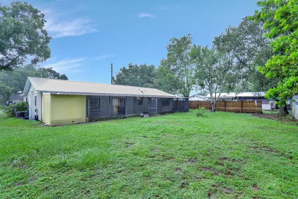 Coliving in Cocoa - Outer Orlando, Orlando