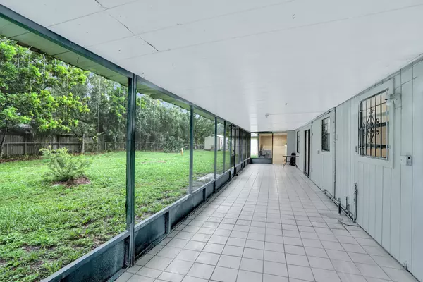 Coliving in Cocoa - Outer Orlando, Orlando