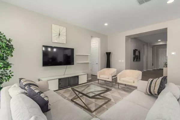 Coliving in Queen Creek - SE Valley, Phoenix