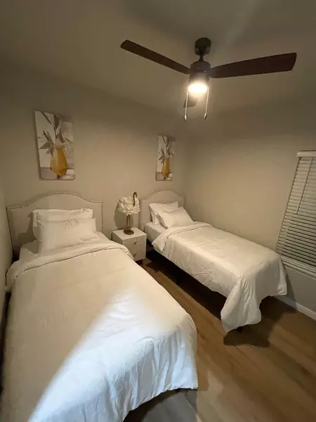Coliving in Acres Home - Nw Houston, Houston