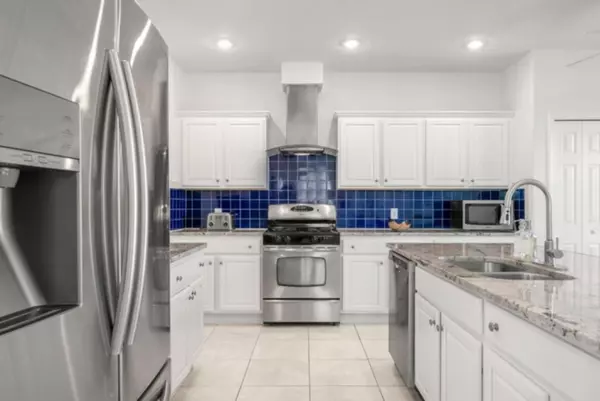 Coliving in Apollo Beach - South Tampa, Tampa