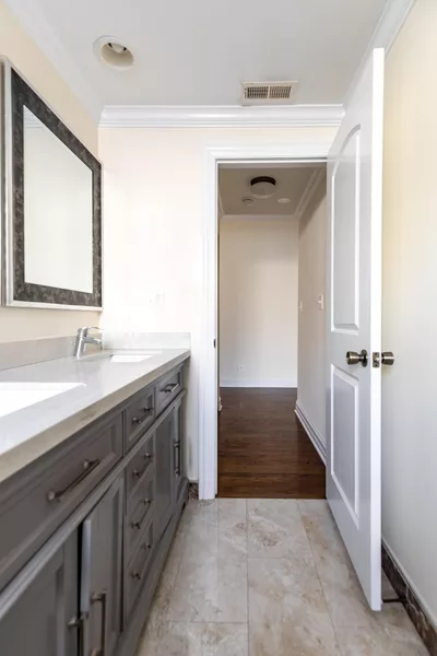 Coliving in Avondale - North Side, Chicago