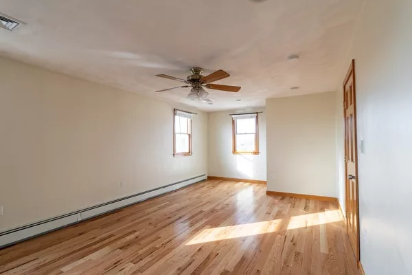 Coliving in Winter Hill - Somerville, Boston