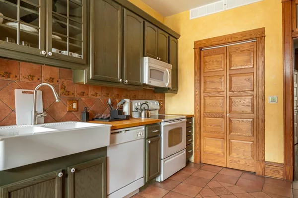 3 bedrooms apartment for rent in Boystown - North Side, Chicago