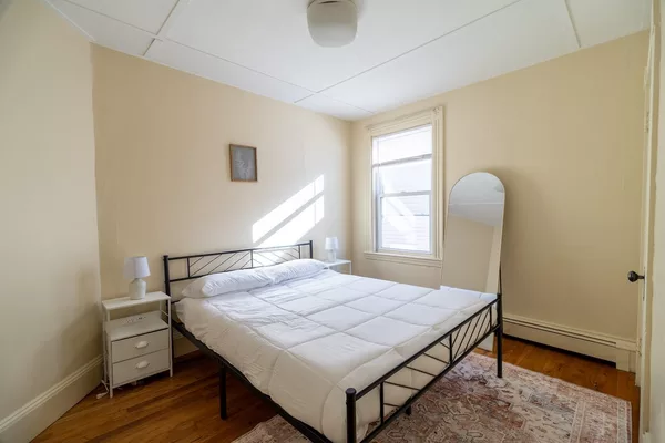 4 bedrooms apartment for rent in Avon Hill - Cambridge, Boston