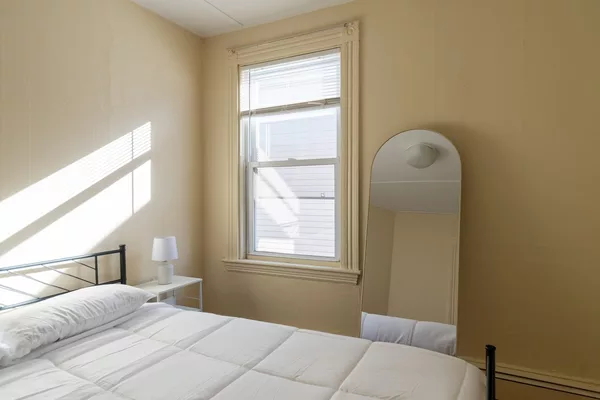 4 bedrooms apartment for rent in Avon Hill - Cambridge, Boston