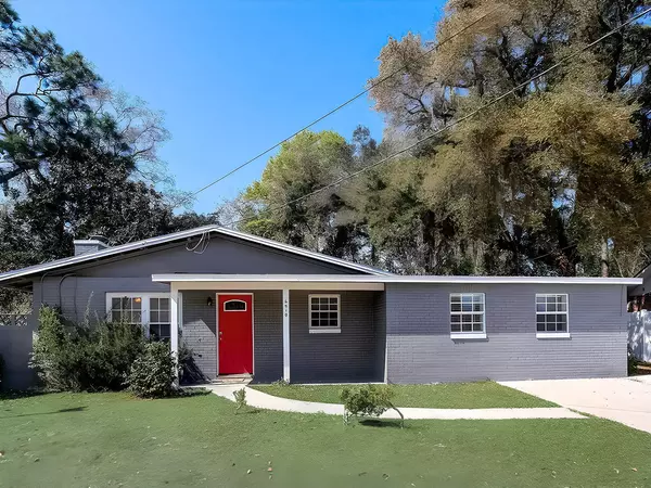 Coliving in Lake Forest - Northside, Jacksonville