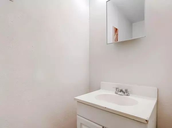 Coliving in Lake Forest - Northside, Jacksonville