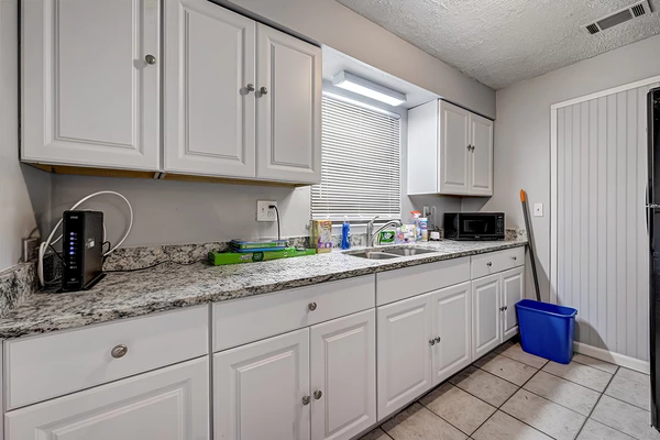 Coliving in Lake Forest - Northside, Jacksonville