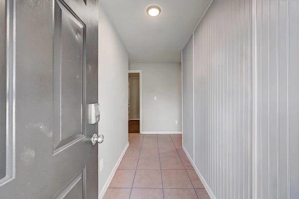 Coliving in Lake Forest - Northside, Jacksonville