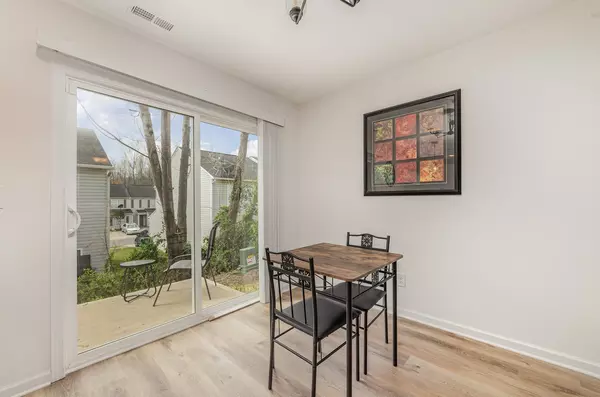 Coliving in Westchester - West Charlotte, Charlotte