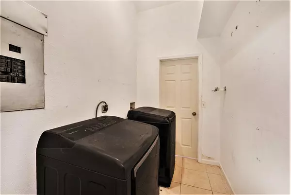 Coliving in Lealman - Clearwater-St. Petersburg, Tampa