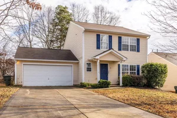 Coliving in Gastonia - West Charlotte, Charlotte