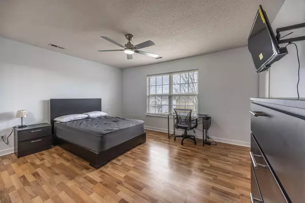 Coliving in Gastonia - West Charlotte, Charlotte