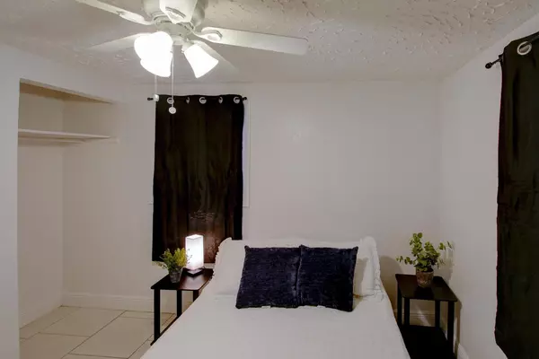 Coliving in Grant Park Tampa - East Tampa, Tampa