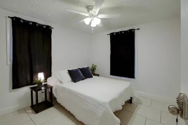 Coliving in Grant Park Tampa - East Tampa, Tampa