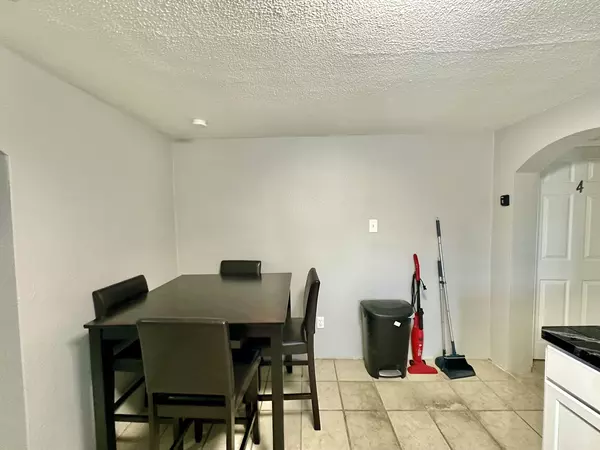 Coliving in Lealman - Clearwater-St. Petersburg, Tampa