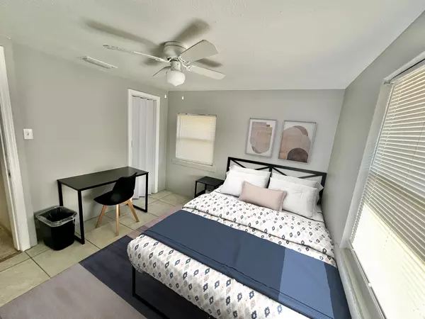 Coliving in Lealman - Clearwater-St. Petersburg, Tampa