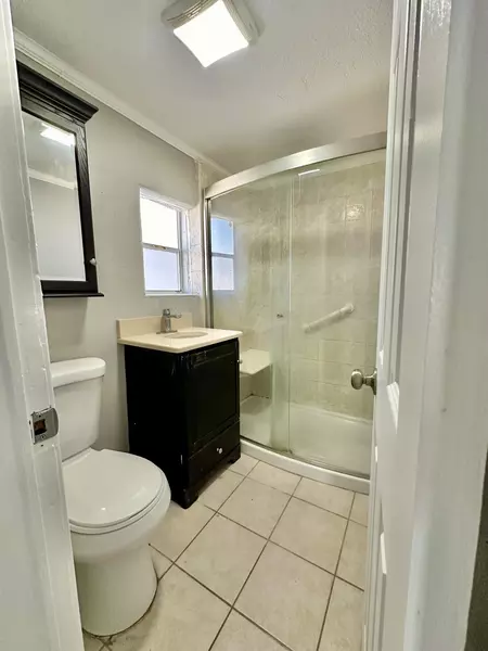 Coliving in Lealman - Clearwater-St. Petersburg, Tampa