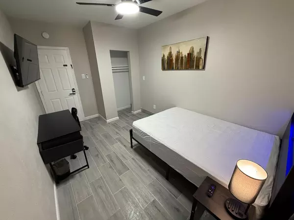Coliving in Edgebrook - Se Houston, Houston