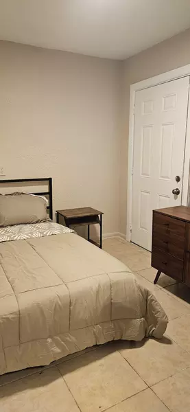 Coliving in Highlands - Northside, Jacksonville