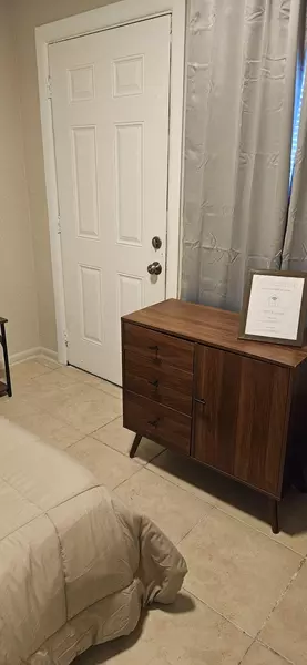 Coliving in Highlands - Northside, Jacksonville