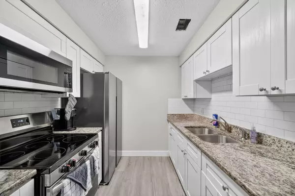 Coliving in Grant Park Tampa - East Tampa, Tampa