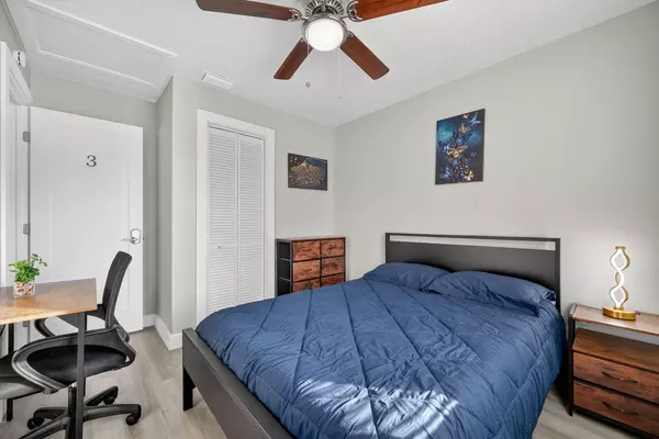 Coliving in Grant Park Tampa - East Tampa, Tampa