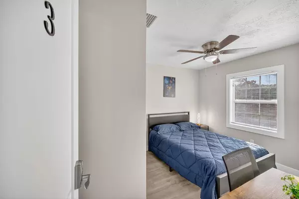 Coliving in Grant Park Tampa - East Tampa, Tampa