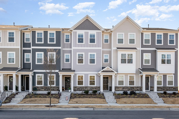 Coliving in Bryson Village - Outer Triangle, Raleigh