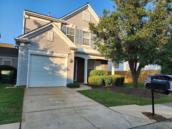 Coliving in Ballantyne - South Charlotte, Charlotte