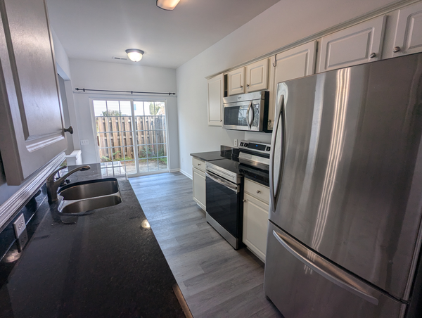 Coliving in Ballantyne - South Charlotte, Charlotte