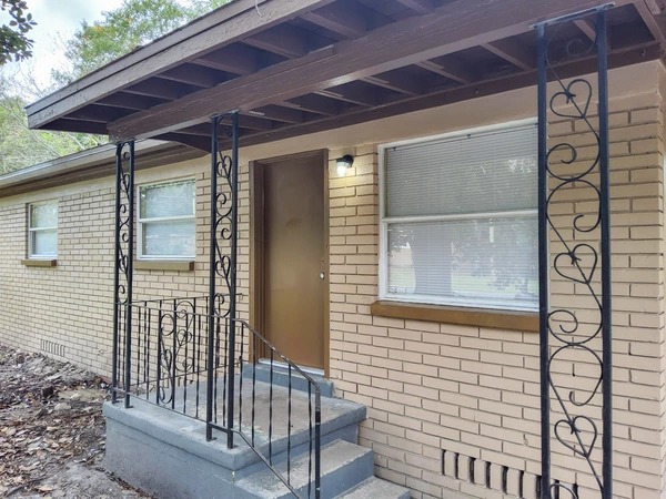 Coliving in Lake Forest - Northside, Jacksonville