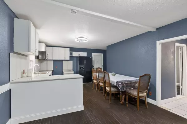 Coliving in Marlborough - KCMO, Kansas City