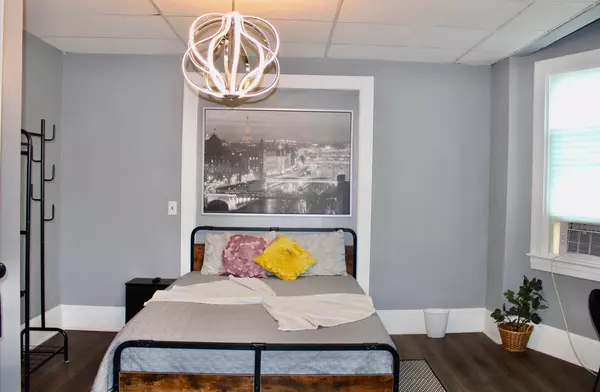 Coliving in West Baltimore - Baltimore Metro Area, Washington DC