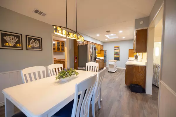 Coliving in DeSoto - Sw Dallas, Dallas