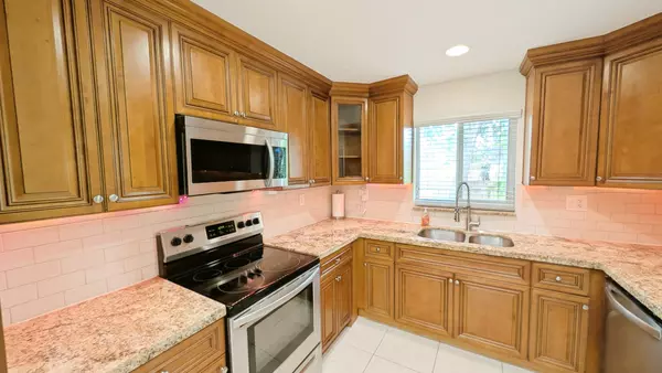 Coliving in Oakland Park - Broward County, Miami