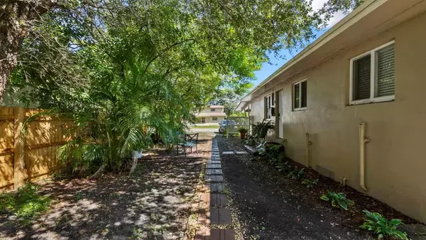 Coliving in Oakland Park - Broward County, Miami
