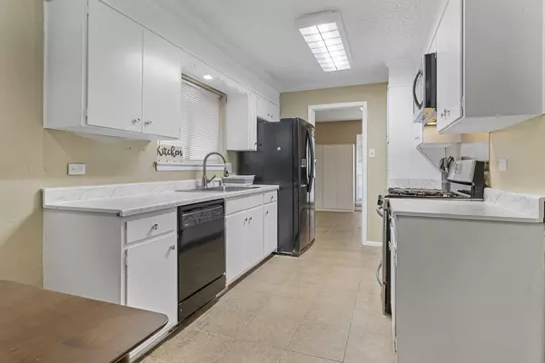 Coliving in Inner West Side - West SATX, San Antonio