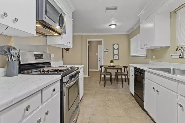 Coliving in Inner West Side - West SATX, San Antonio