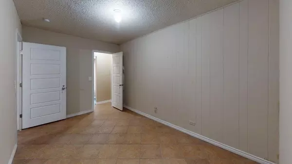 Coliving in Inner West Side - West SATX, San Antonio