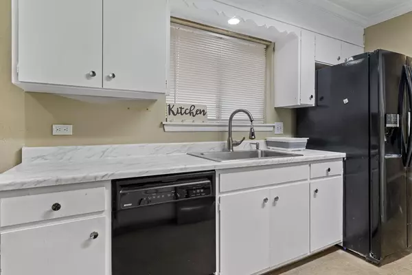 Coliving in Inner West Side - West SATX, San Antonio