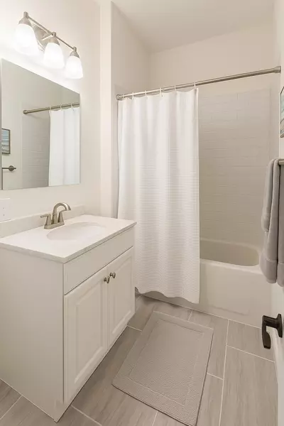 Coliving in Lake Forest - Northside, Jacksonville