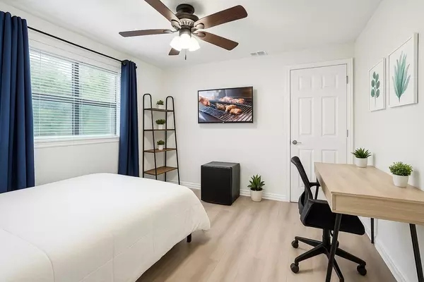 Coliving in Lake Forest - Northside, Jacksonville