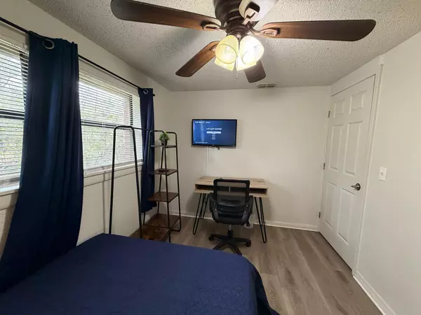 Coliving in Lake Forest - Northside, Jacksonville