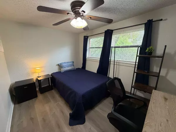 Coliving in Lake Forest - Northside, Jacksonville